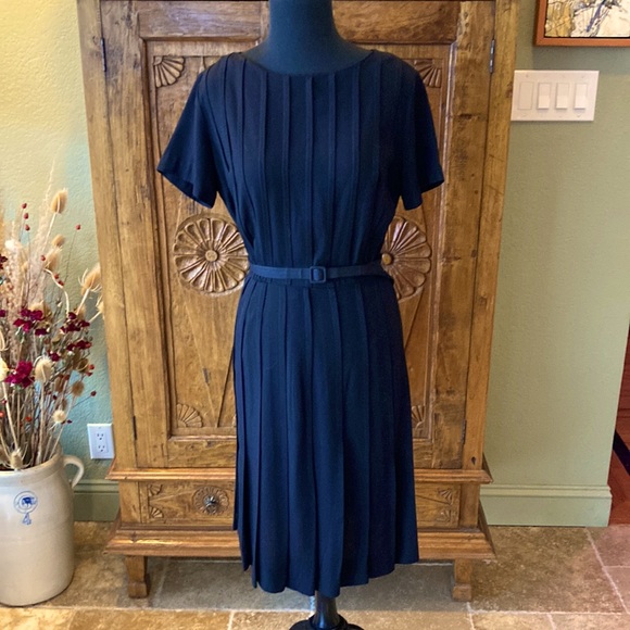 Vintage 1960s Black Professional Dress - Madmen - Picture 2 of 9